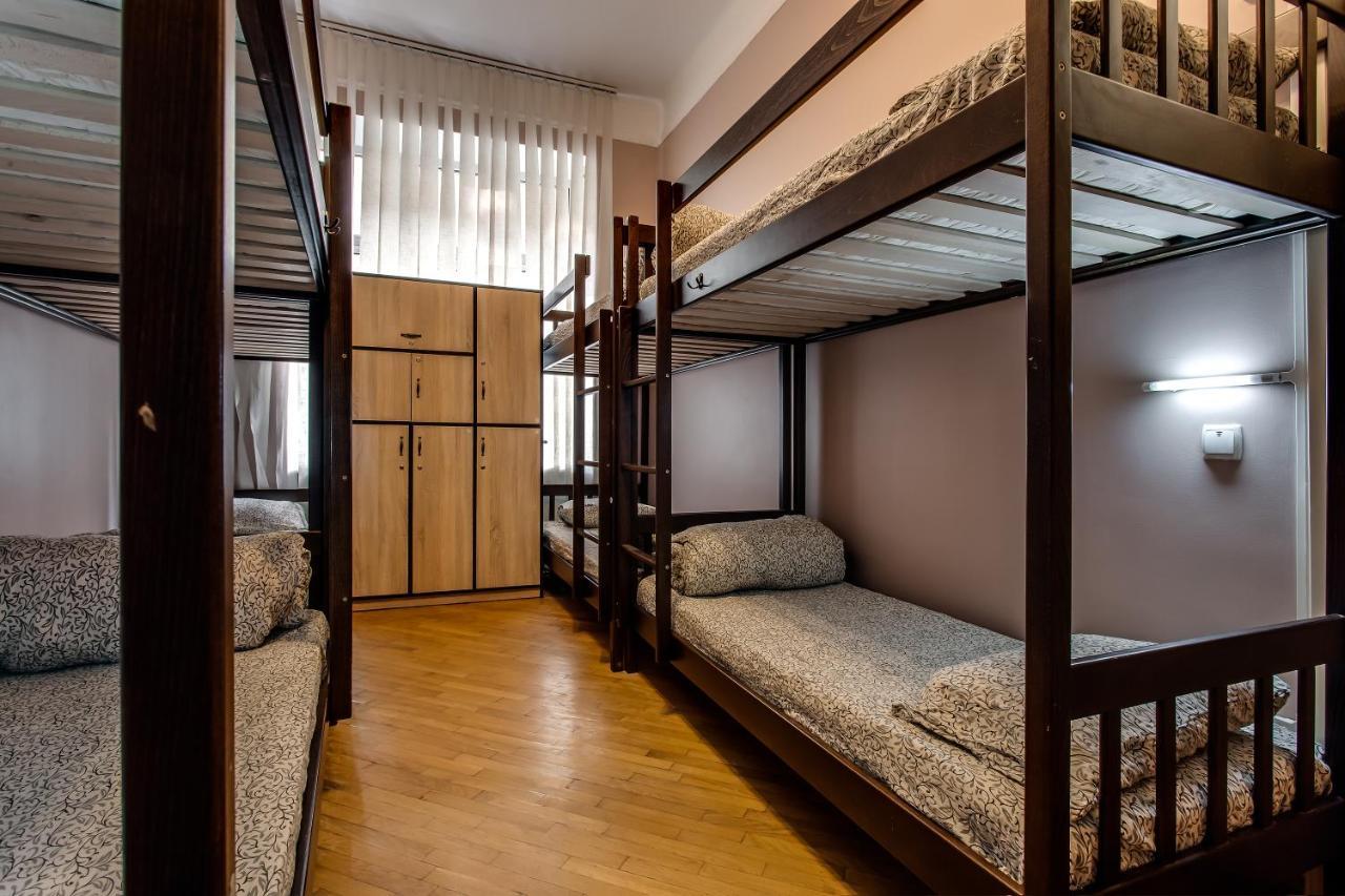 Centrum Hostel إلفيف المظهر الخارجي الصورة