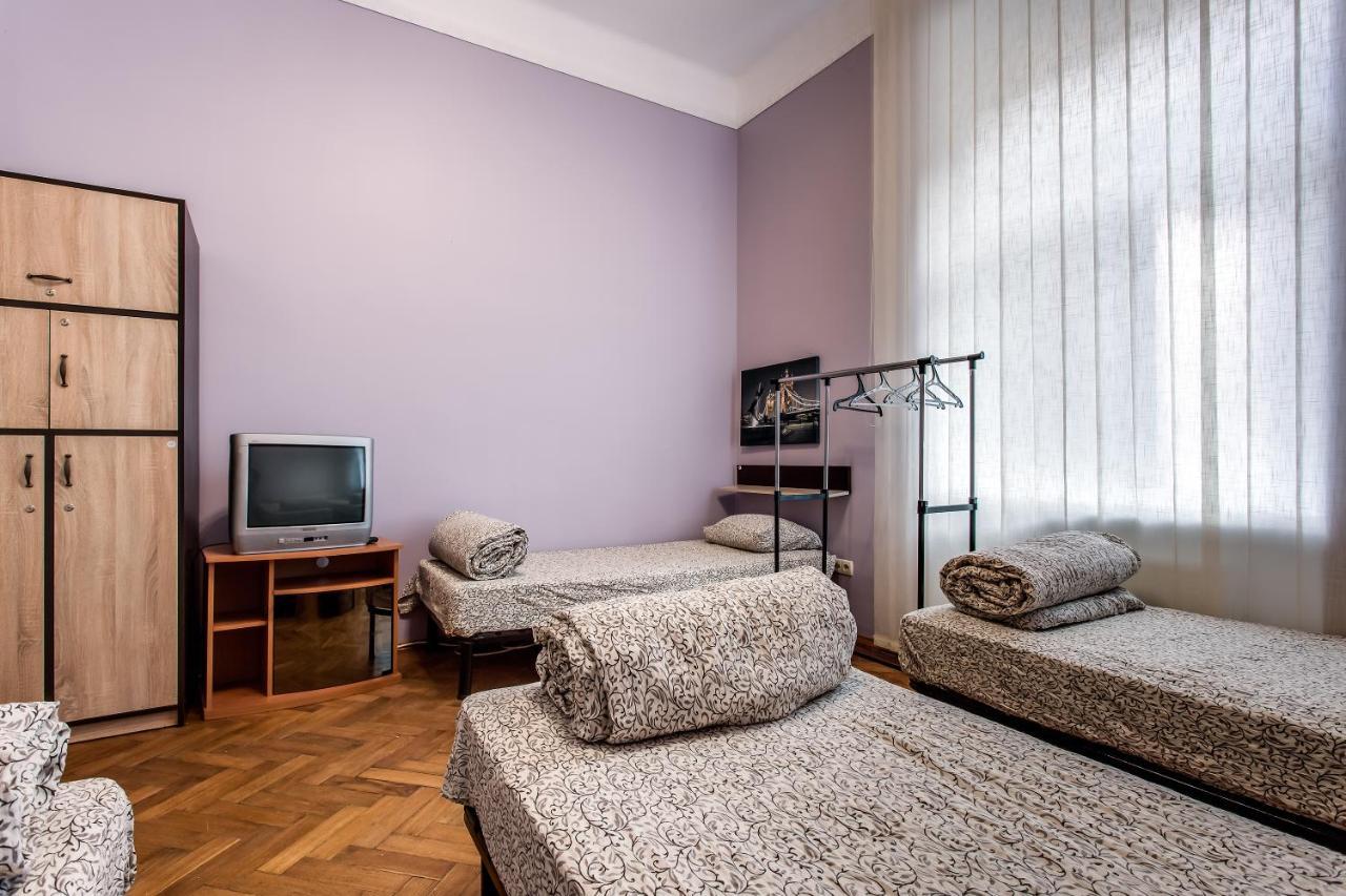 Centrum Hostel إلفيف المظهر الخارجي الصورة