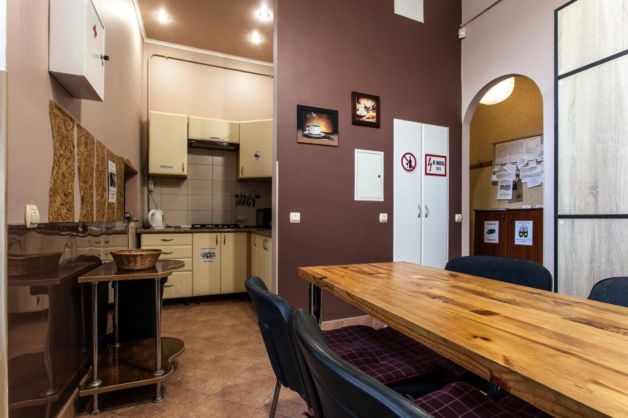 Centrum Hostel إلفيف المظهر الخارجي الصورة