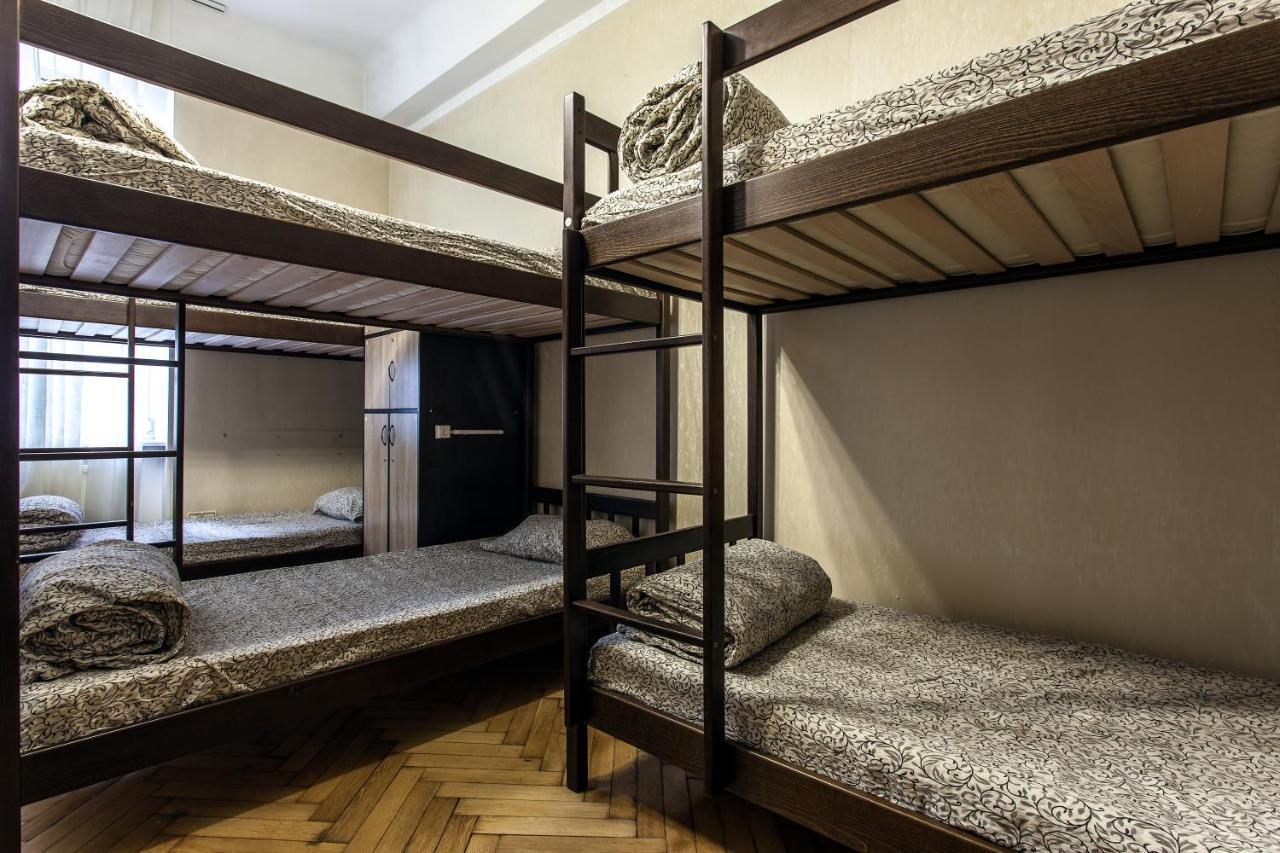Centrum Hostel إلفيف المظهر الخارجي الصورة